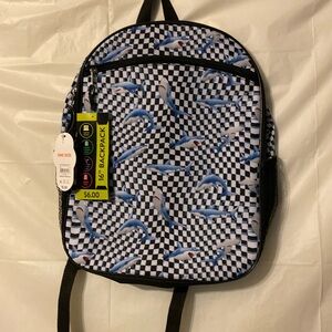 NWT 16”backpack sharks and black and white checkered background. Laptop sleeve